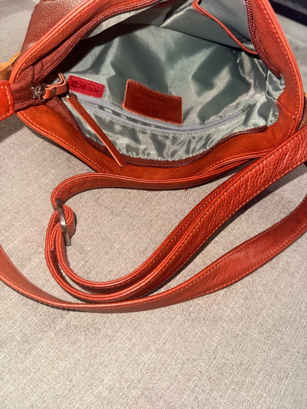 Osgoode Marley Classic‎ Red Leather Braided Accent Crossbody Bag - Picture 10 of 14